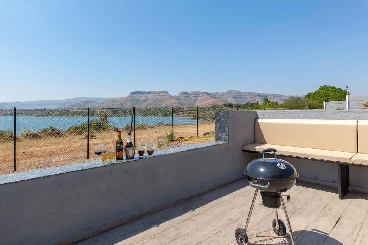 Stayvista'S Bellisimo Panorama - Lakeside Oasis With Infinity Pool, Modern Interiors, Open-To-Sky Bathtub, And Lush Green Lawn 나식 외부 사진